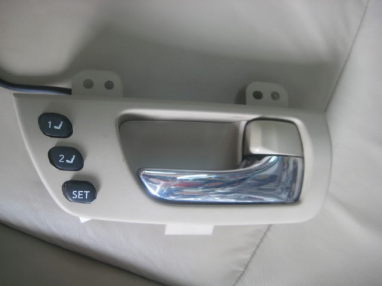 Tự hào là chiếc TOYOTA SIENNA LE duy nhất VN lắp và độ nhiều đồ chơi ! Tự hào là chiếc TOYOTA SIENNA LE duy nhất VN lắp và độ nhiều đồ chơi !