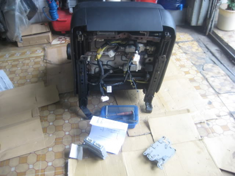 Tự hào là chiếc TOYOTA SIENNA LE duy nhất VN lắp và độ nhiều đồ chơi ! Tự hào là chiếc TOYOTA SIENNA LE duy nhất VN lắp và độ nhiều đồ chơi !