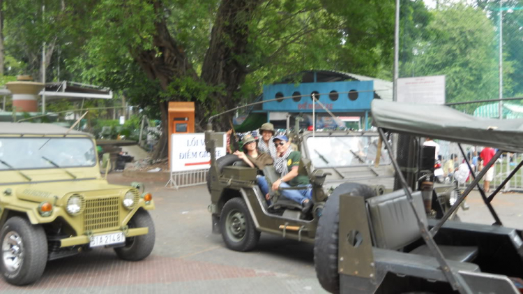 Jeep Sài Gòn _1 ngày thiện nguyện Suối Mơ!