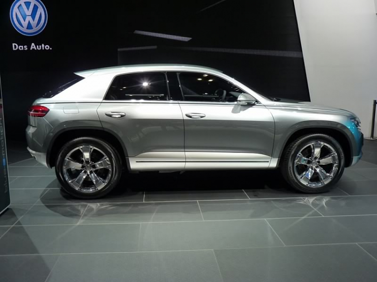 VW mới  Cross Coupe - quá đã !