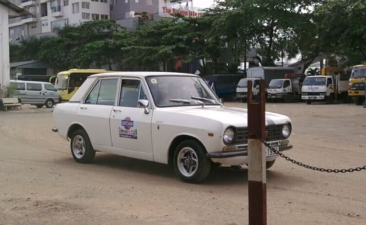 Datsun 1000  "Datsun Min", vợ yêu cb xuất xưởng