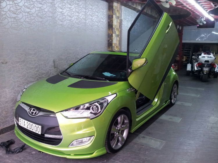 Tham gia chương trình lái thử xe Veloster, Santafe, Sonata tại Hyundai Bến Thành