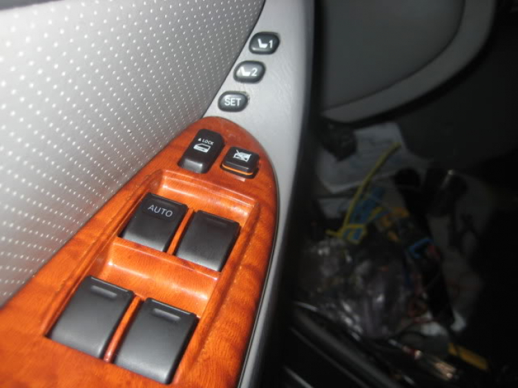 Tự hào là chiếc TOYOTA SIENNA LE duy nhất VN lắp và độ nhiều đồ chơi ! Tự hào là chiếc TOYOTA SIENNA LE duy nhất VN lắp và độ nhiều đồ chơi !