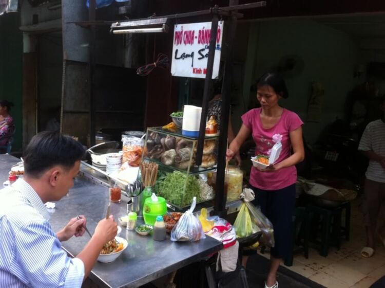 Ăn vặt ở Sài Gòn, làm sao cho "đã"?