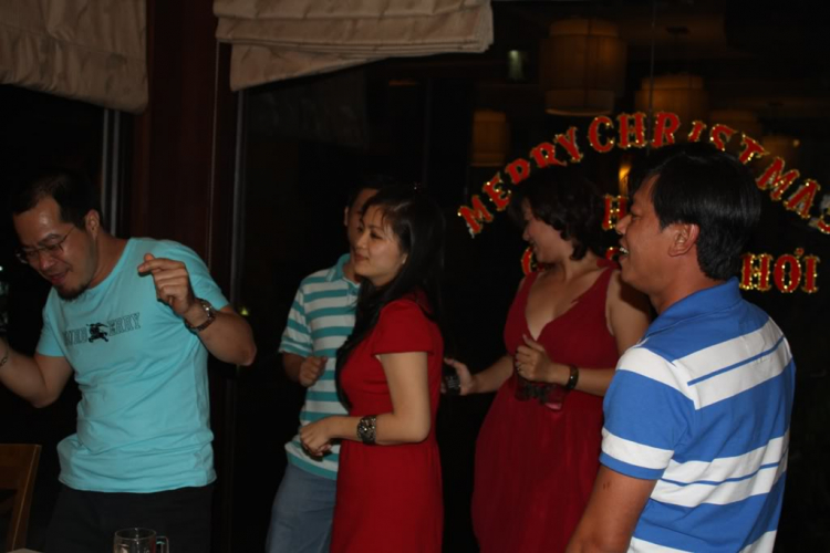 Ngôi nhà của Getz còi hơi! các bác nhớ về nhà thường xuyên nhé!