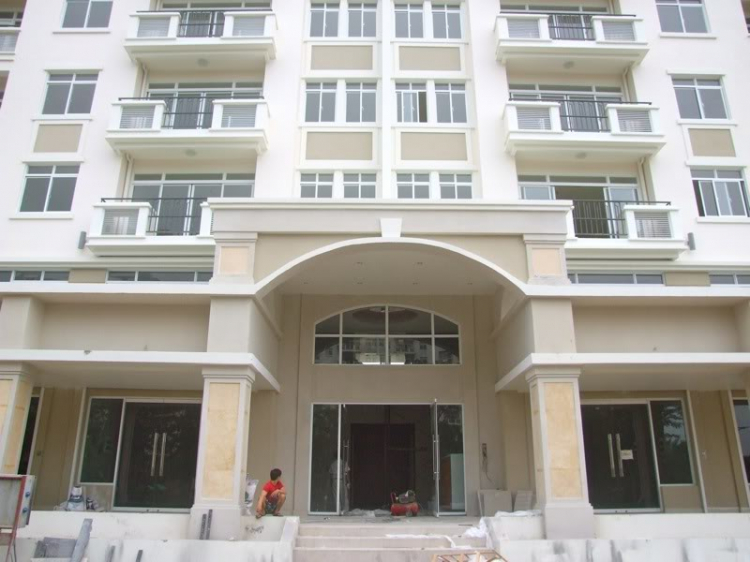 Đèn pha-lê "khủng" - cập nhật GOLDEN CROWN HOTEL trang 6