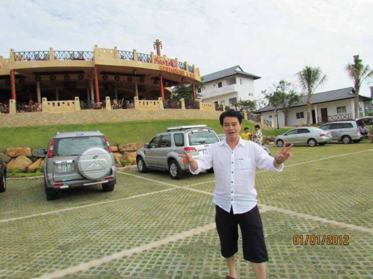 Hình ảnh đón chào năm mới tại Mũi Né - Phan Thiết & Bình Châu.