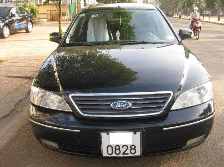 can bán mondeo V6 2003, 380 triệu, bác nào thích thì gọi liền cho em