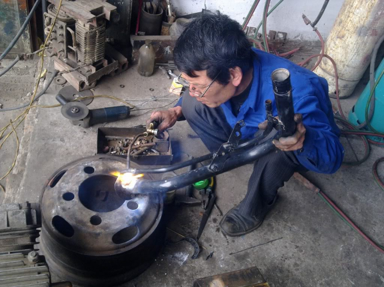 Bình xăng bị trào ngược Bình xăng bị trào ngược