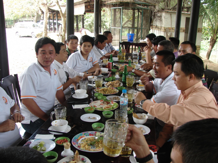PREVIA CLUB: KHU VỰC BÀN BẠC THẢO LUẬN VỀ HỌAT ĐỘNG,PHÁT TRIỂN HỘI PREVIA CLUB: KHU VỰC BÀN BẠC THẢO LUẬN VỀ HỌAT ĐỘNG,PHÁT TRIỂN HỘI