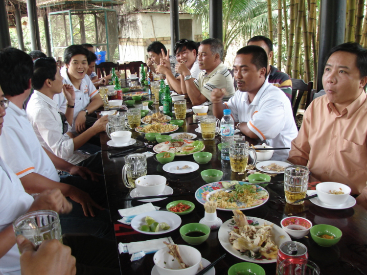 PREVIA CLUB: KHU VỰC BÀN BẠC THẢO LUẬN VỀ HỌAT ĐỘNG,PHÁT TRIỂN HỘI PREVIA CLUB: KHU VỰC BÀN BẠC THẢO LUẬN VỀ HỌAT ĐỘNG,PHÁT TRIỂN HỘI