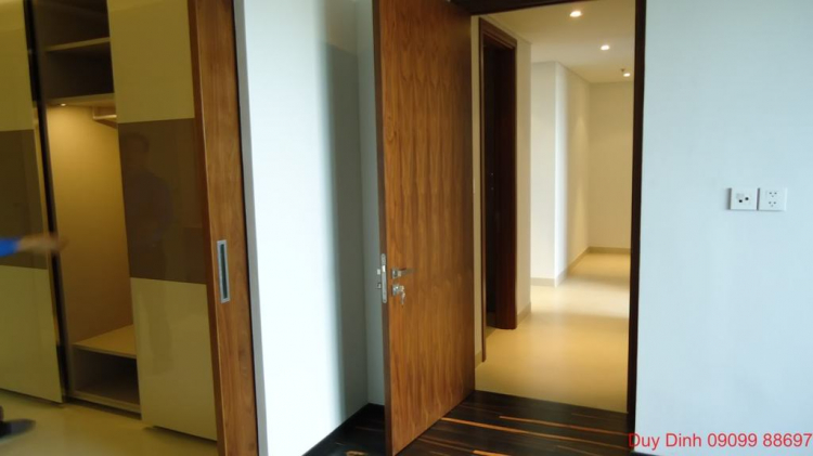 10 tỉ đồng cho một chỗ đậu du thuyền 10 tỉ đồng cho một chỗ đậu du thuyền