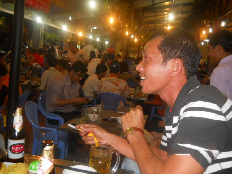 Hình ảnh OFF và chụp hình anh em trên cầu vui lắm ạ ! Hình ảnh OFF và chụp hình anh em trên cầu vui lắm ạ !
