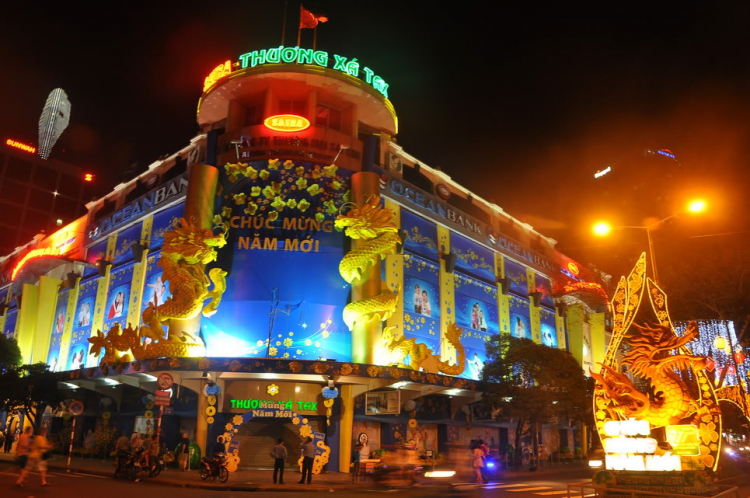 Lấp lánh lung linh hoa đăng xuân SaiGon 2012