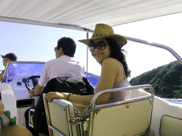 KHÁM PHÁ CÁC HÒN ĐẢO CỦA NHA TRANG VÀO NHỮNG NGÀY XUÂN !!!! HỒI HỘP!HEEEEE KHÁM PHÁ CÁC HÒN ĐẢO CỦA NHA TRANG VÀO NHỮNG NGÀY XUÂN !!!! HỒI HỘP!HEEEEE