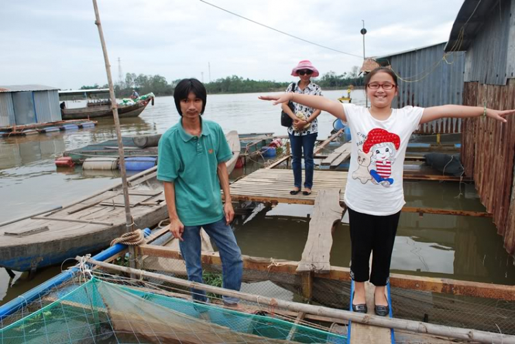 Vài hình ảnh Bac quangpham71 và em chơi Tết miền Tây.