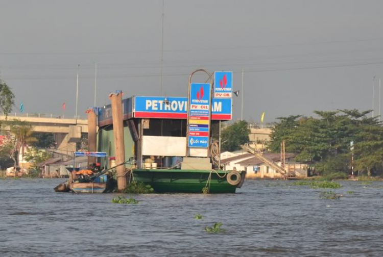 Du xuân miền Tây