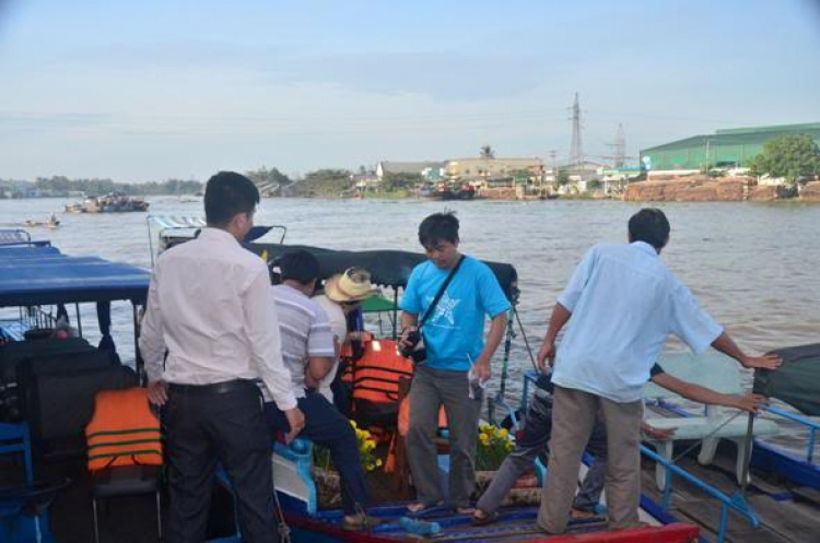 Du xuân miền Tây