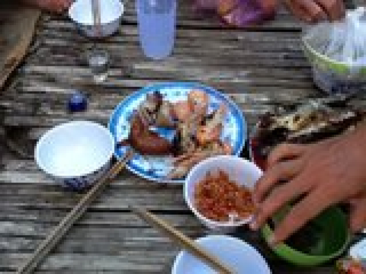 Về chơi vùng lũ... Về chơi vùng lũ...
