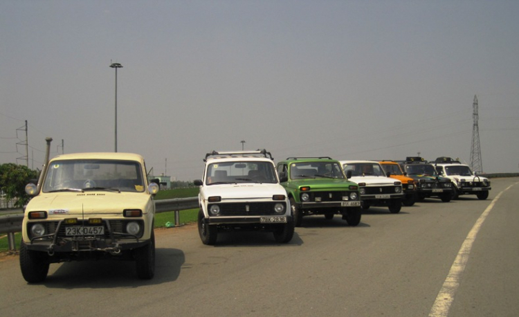 Lada Niva - Russian Land Rover (topic chuyên đề lang thang -hội họp & mây mưa)