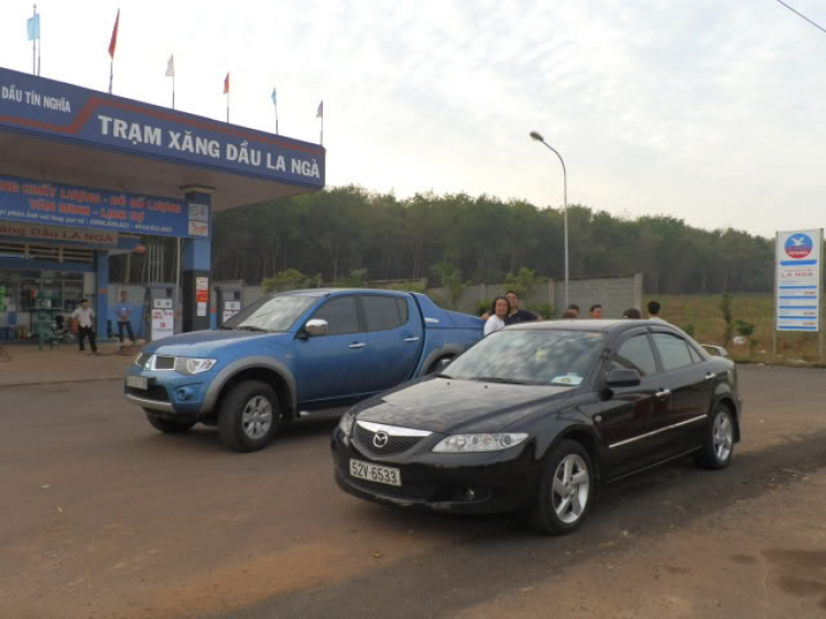 Tiền trạm Đà Lạt: Mini offroad Mazda 6 vs Mitsubishi Triton