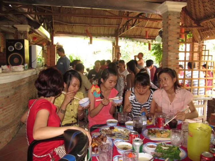 Hình ảnh họp mặt tân niên tại Hoàng Thái Bảo Hình ảnh họp mặt tân niên tại Hoàng Thái Bảo