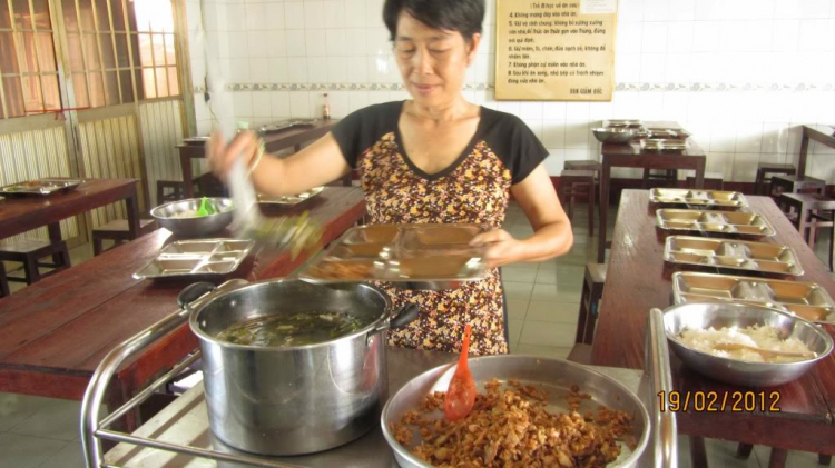 Lễ viếng Chùa Bà - Châu Đốc ngày 18/02/2012 (27 tháng giêng Nhâm Thin ) Lễ viếng Chùa Bà - Châu Đốc ngày 18/02/2012 (27 tháng giêng Nhâm Thin )