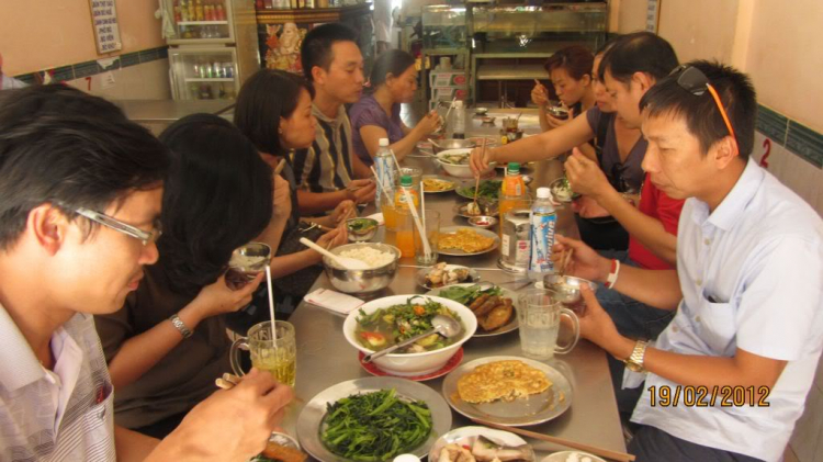 Lễ viếng Chùa Bà - Châu Đốc ngày 18/02/2012 (27 tháng giêng Nhâm Thin ) Lễ viếng Chùa Bà - Châu Đốc ngày 18/02/2012 (27 tháng giêng Nhâm Thin )