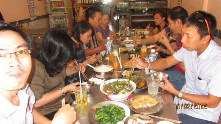 Lễ viếng Chùa Bà - Châu Đốc ngày 18/02/2012 (27 tháng giêng Nhâm Thin ) Lễ viếng Chùa Bà - Châu Đốc ngày 18/02/2012 (27 tháng giêng Nhâm Thin )