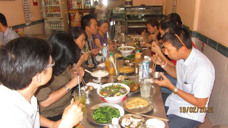 Lễ viếng Chùa Bà - Châu Đốc ngày 18/02/2012 (27 tháng giêng Nhâm Thin ) Lễ viếng Chùa Bà - Châu Đốc ngày 18/02/2012 (27 tháng giêng Nhâm Thin )