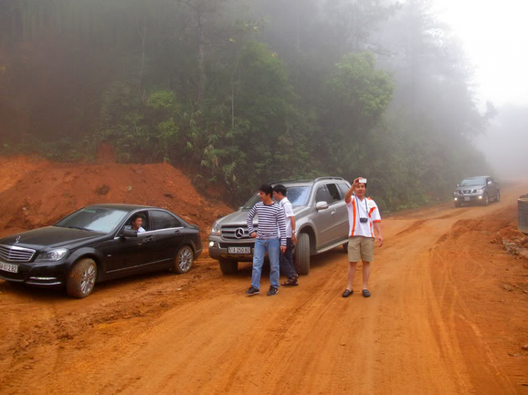 Ảnh chương trình từ thiện đầu năm 2012 của MBFC - Lán Tranh (Đà Lạt)