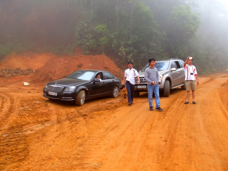 Ảnh chương trình từ thiện đầu năm 2012 của MBFC - Lán Tranh (Đà Lạt) Ảnh chương trình từ thiện đầu năm 2012 của MBFC - Lán Tranh (Đà Lạt)