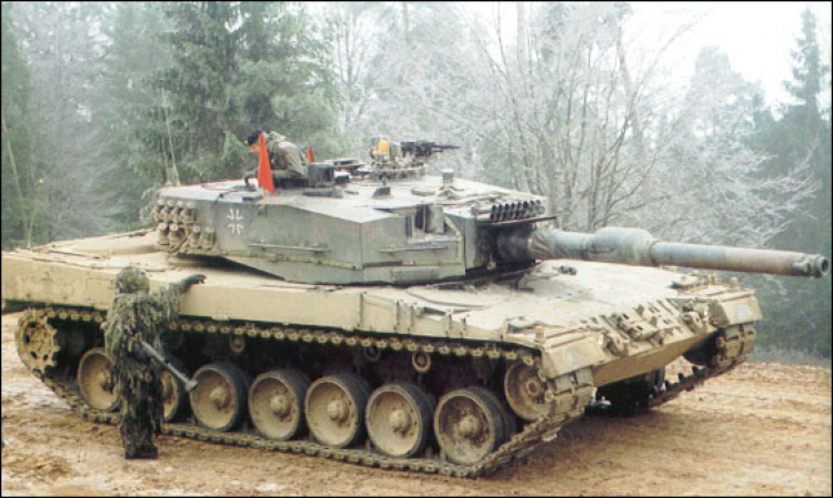 Kính thưa Tanks Kính thưa Tanks