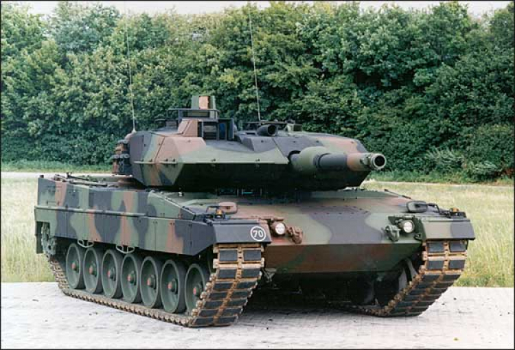 Kính thưa Tanks Kính thưa Tanks