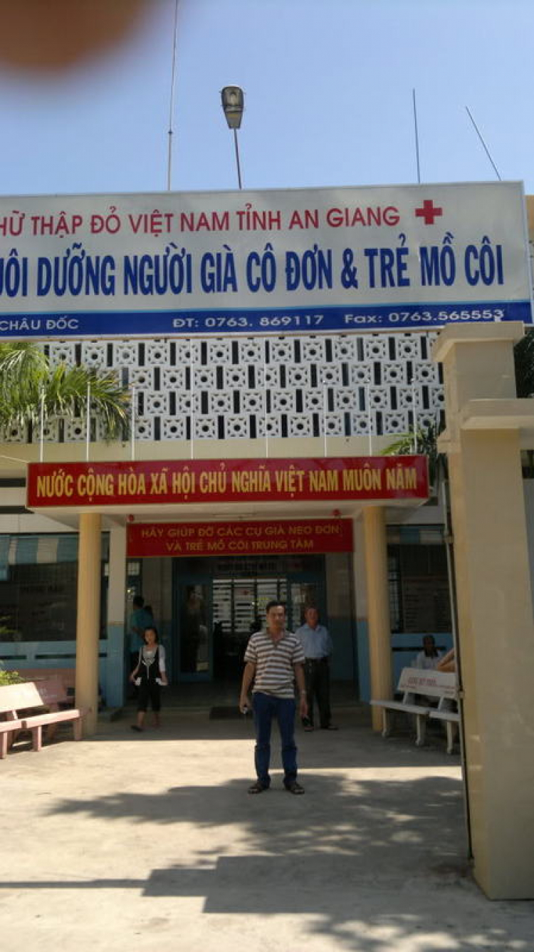 Lễ viếng Chùa Bà - Châu Đốc ngày 18/02/2012 (27 tháng giêng Nhâm Thin )