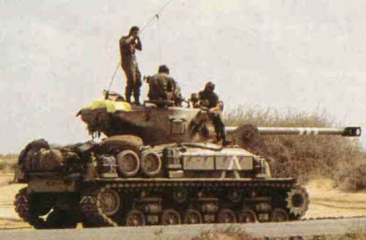 Kính thưa Tanks