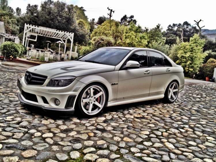 tìm mua mâm brabus hay AMG 18''