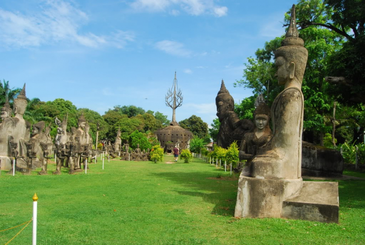 10 Ngày ở Viengtiane, LuangPrabang, Cánh Đồng Chum và những cung đường thượng Lào