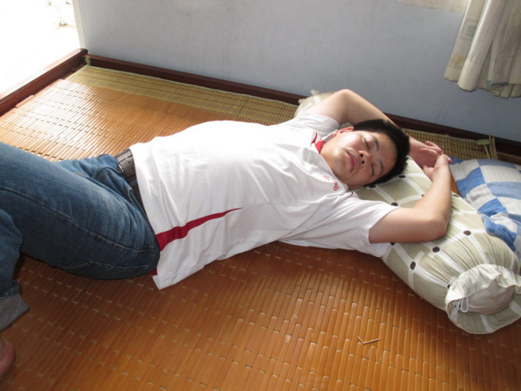 Hội "Thi Ca Bo Ke"