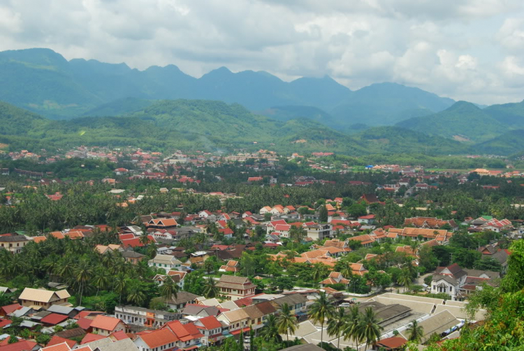 10 Ngày ở Viengtiane, LuangPrabang, Cánh Đồng Chum và những cung đường thượng Lào