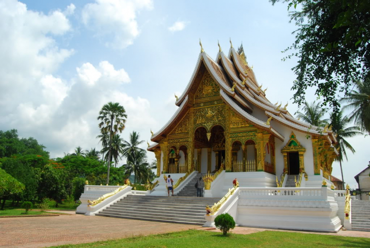 10 Ngày ở Viengtiane, LuangPrabang, Cánh Đồng Chum và những cung đường thượng Lào