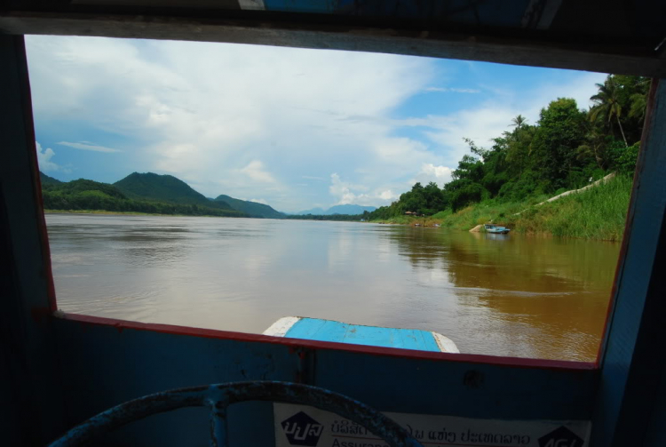 10 Ngày ở Viengtiane, LuangPrabang, Cánh Đồng Chum và những cung đường thượng Lào