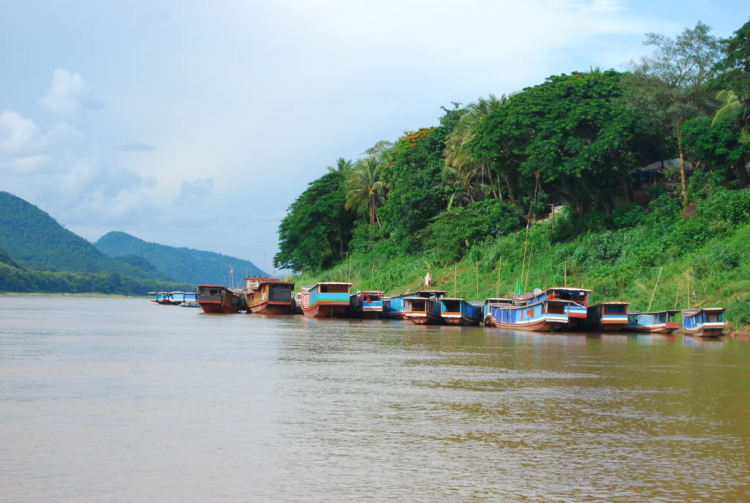 10 Ngày ở Viengtiane, LuangPrabang, Cánh Đồng Chum và những cung đường thượng Lào