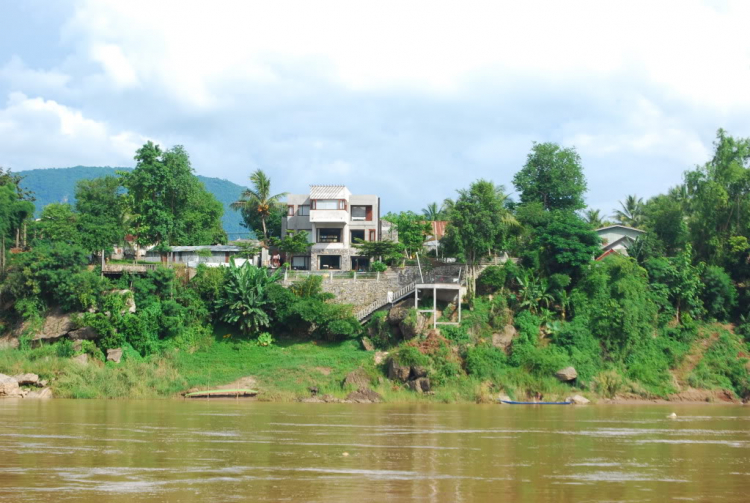 10 Ngày ở Viengtiane, LuangPrabang, Cánh Đồng Chum và những cung đường thượng Lào