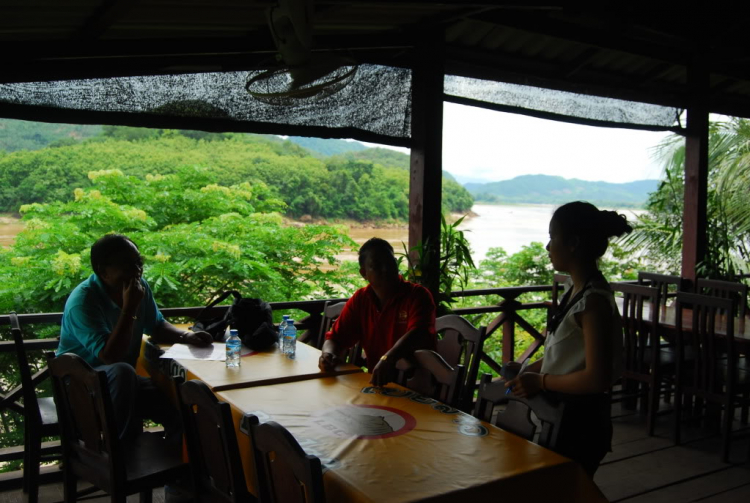 10 Ngày ở Viengtiane, LuangPrabang, Cánh Đồng Chum và những cung đường thượng Lào