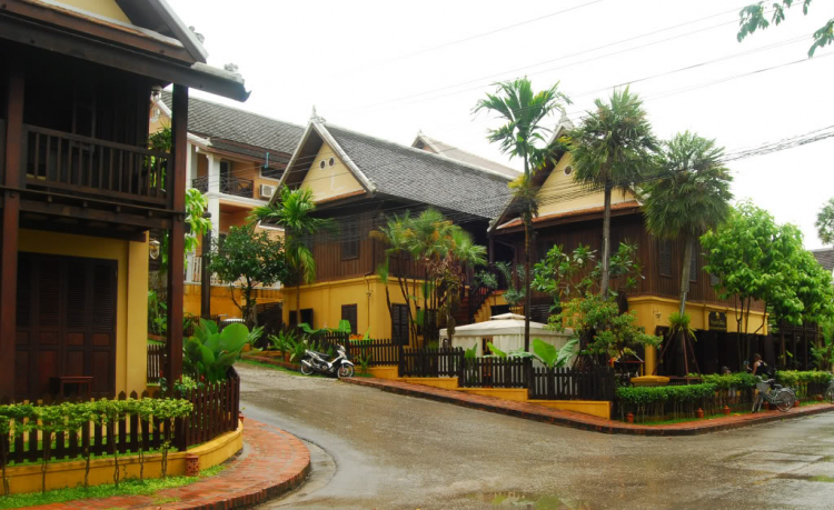 10 Ngày ở Viengtiane, LuangPrabang, Cánh Đồng Chum và những cung đường thượng Lào 10 Ngày ở Viengtiane, LuangPrabang, Cánh Đồng Chum và những cung đường thượng Lào