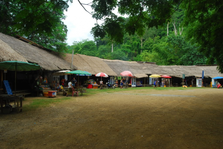 10 Ngày ở Viengtiane, LuangPrabang, Cánh Đồng Chum và những cung đường thượng Lào