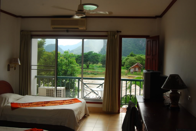 10 Ngày ở Viengtiane, LuangPrabang, Cánh Đồng Chum và những cung đường thượng Lào