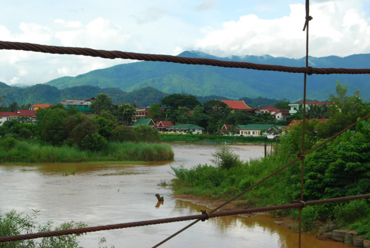 10 Ngày ở Viengtiane, LuangPrabang, Cánh Đồng Chum và những cung đường thượng Lào