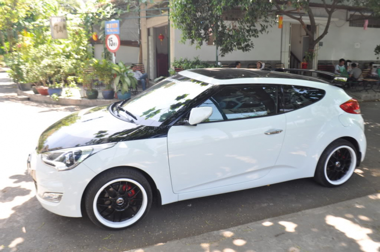 Veloster Black&White Style in D1Workshop